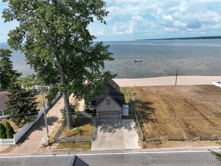 Property Photo:  1601 Park Avenue  NY 13157 