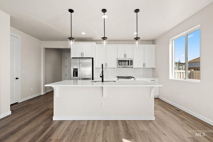 Property Photo: 555 Thurso Ln ID 83644
