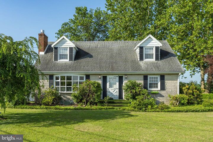 Property Photo:  279 S Sheridan Road  PA 17073 