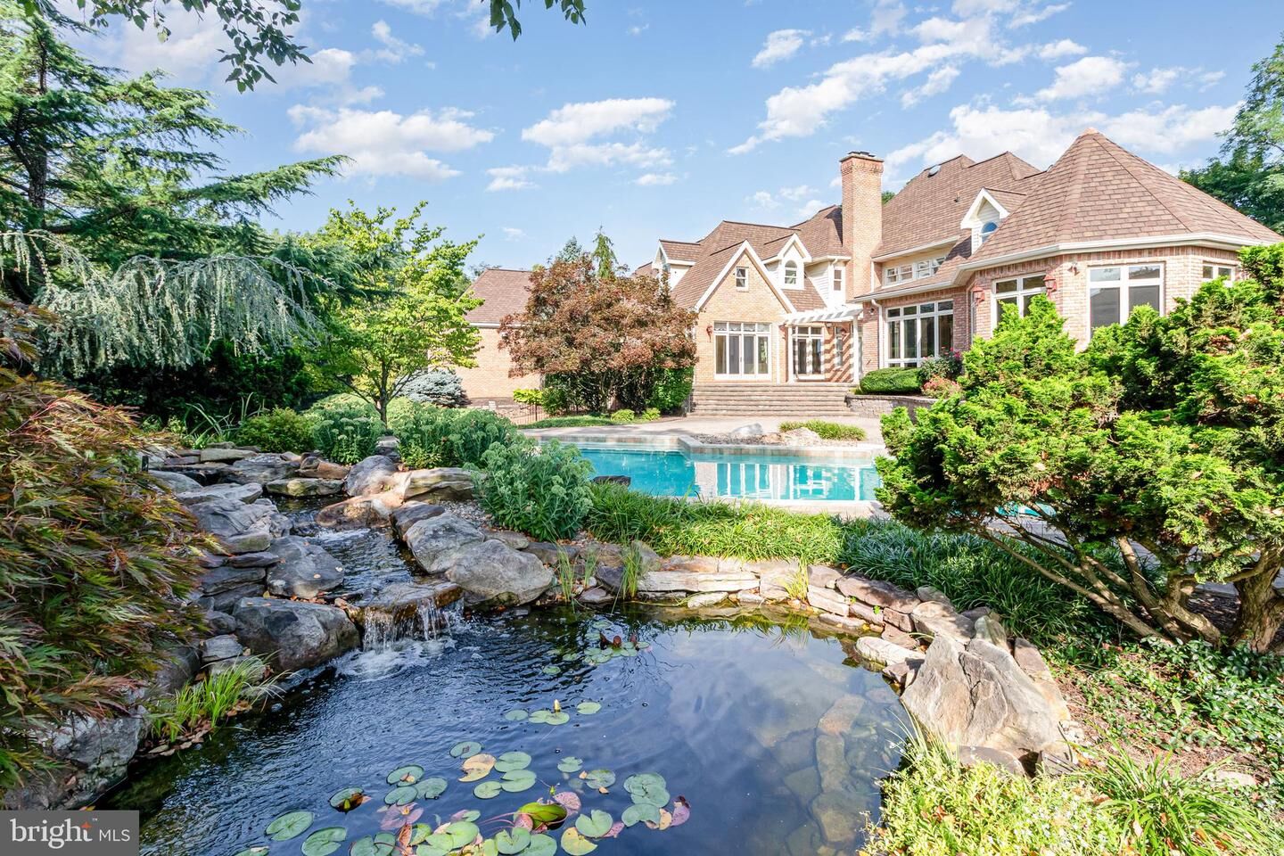 Property Photo:  133 Jeff Lane  PA 17036 