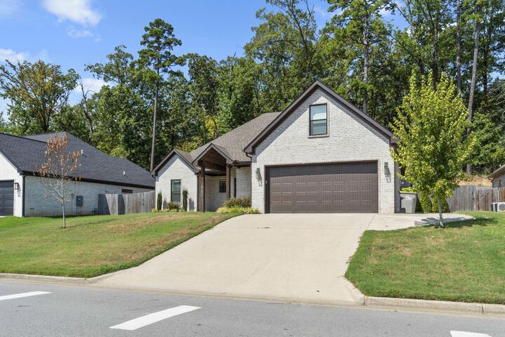 Property Photo:  7901 S Shoreline Boulevard  AR 72019 