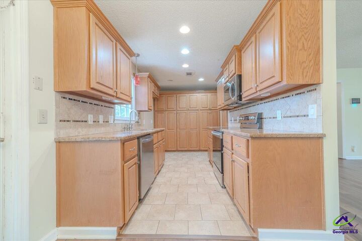 Property Photo: 109 Overlook Drive GA 31088