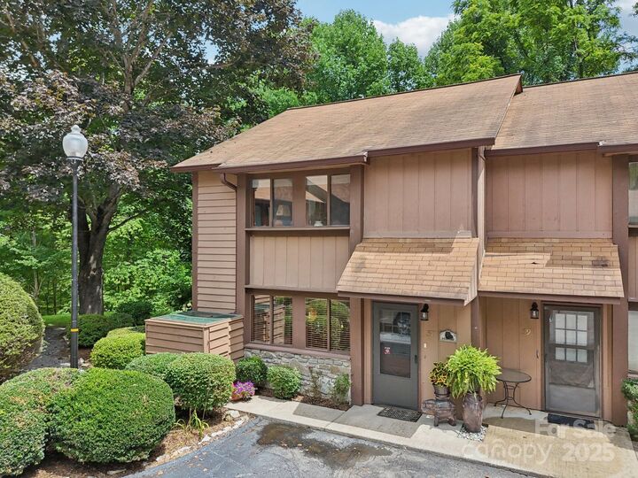 Property Photo: 37 George Circle NC 28751
