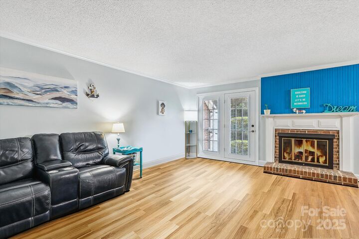 Property Photo:  806 Colony Oaks Drive  NC 28112 