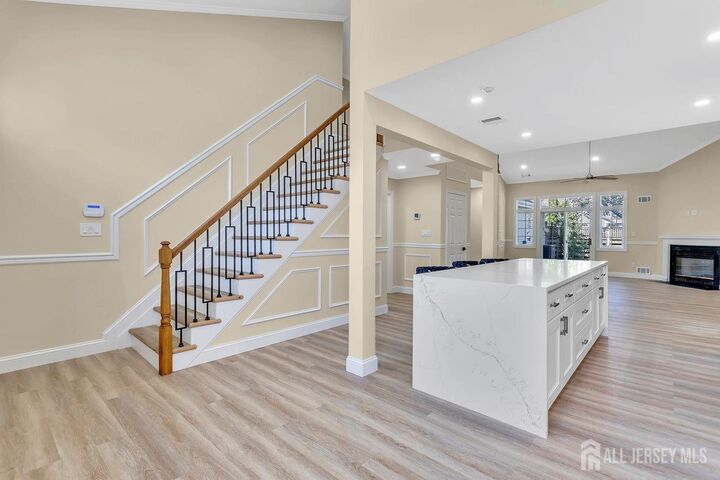 Property Photo:  5 Chadwick Lane C  NJ 08831 