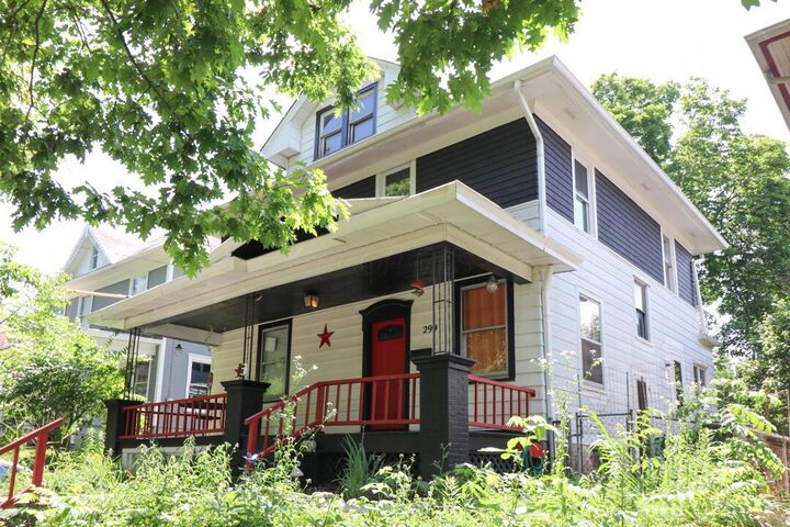 299 N Sandusky Street  Delaware OH 43015 photo