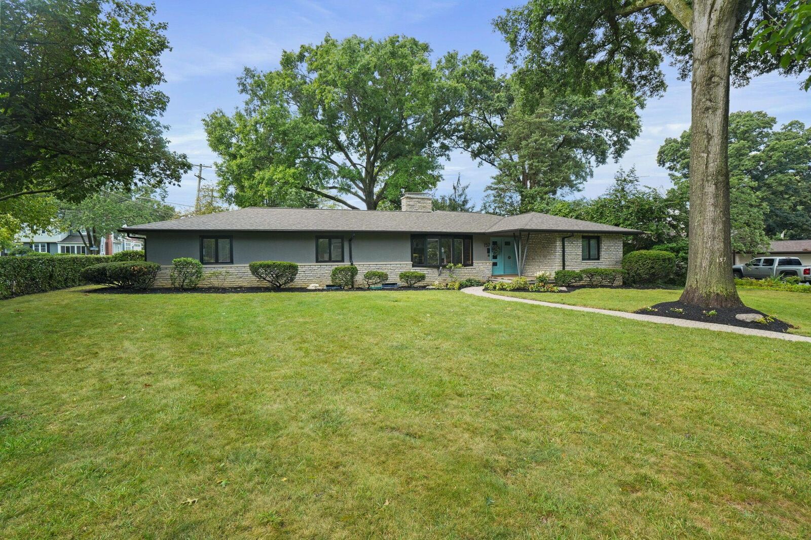 Property Photo: 157 Medick Way OH 43085