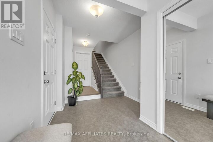 Photo de la propriété:  388 Aphelion Crescent  ON K2J 6N5 
