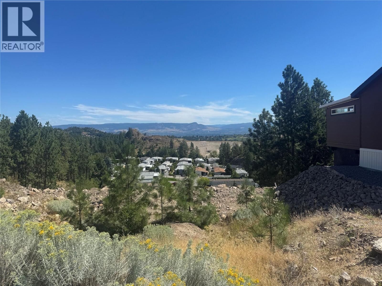 Photo de la propriété:  1750 Lenz Road 102  BC V1Z 3N1 