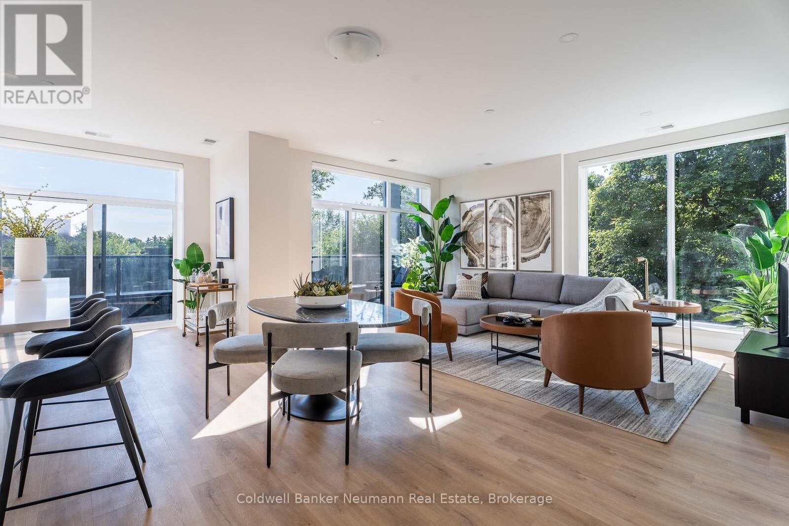 Property Photo: 1882 Gordon Street 216 ON N1L 0P6