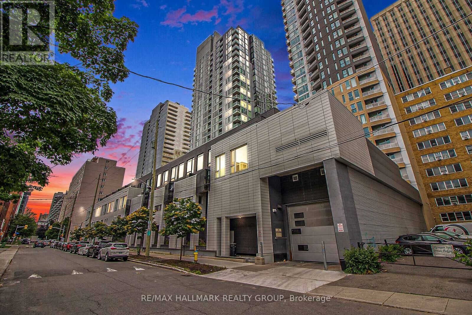 Property Photo: 197 Lisgar Street 213 ON K2P 0C3