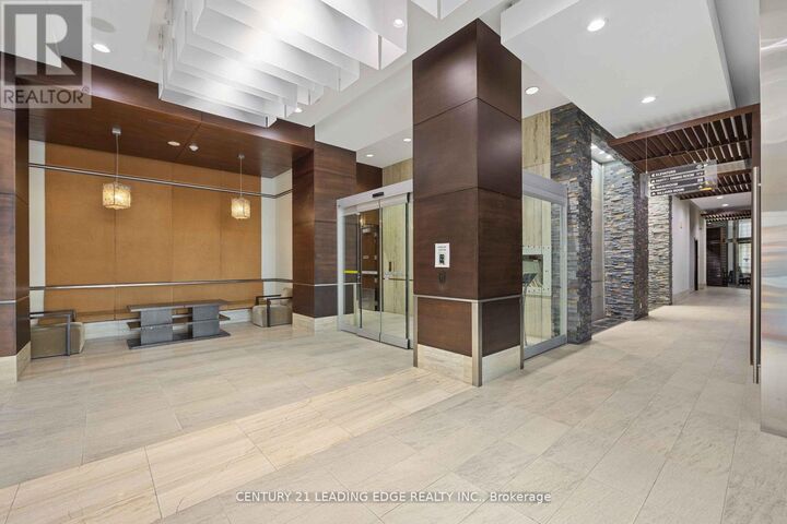 Property Photo: 330 Burnhamthorpe Road West 1506 ON L5B 0E1