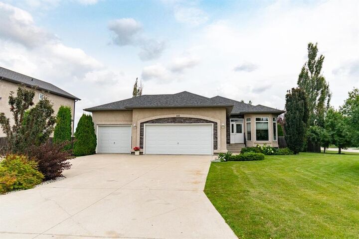 100 Linden Lake Drive  Oakbank MB R0E 1J2 photo