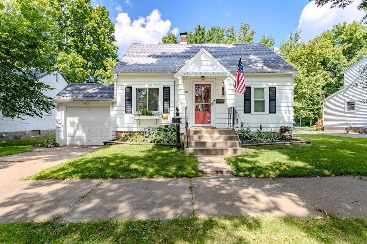 Property Photo:  620 Winton Street  WI 54403 