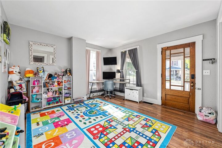 Property Photo: 607 E Central Avenue OH 45342