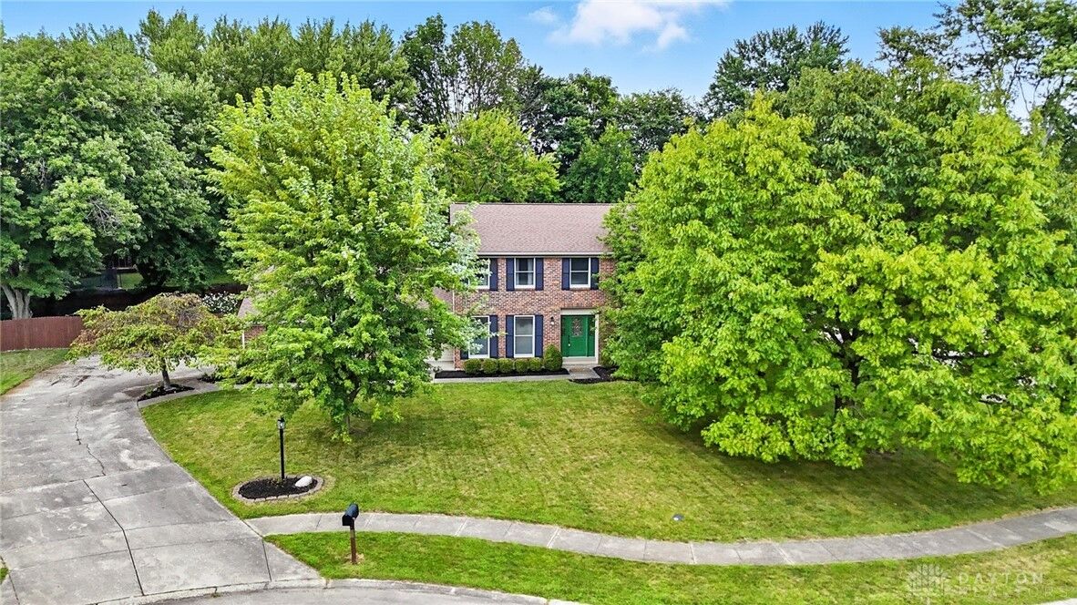 Property Photo:  9122 Beacon Light Court  OH 45458 