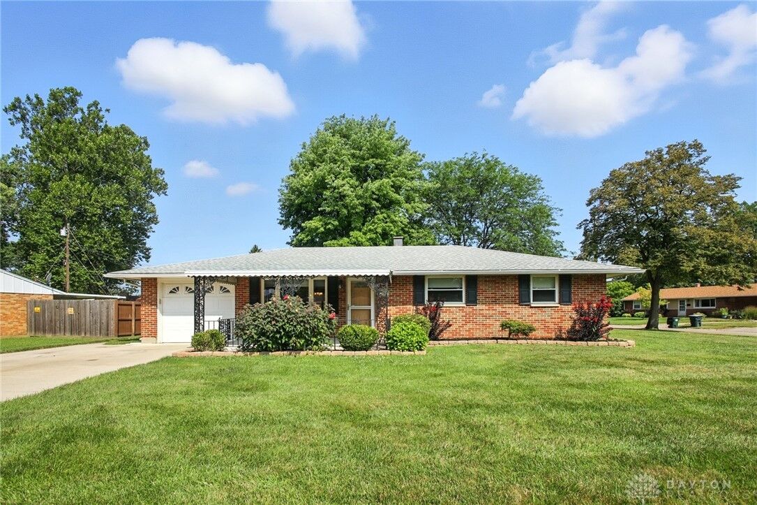 Property Photo: 905 Pool Avenue OH 45377