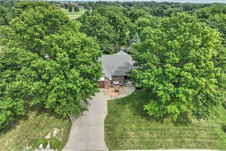 Property Photo: 1190 Wedgewood Court IL 62526
