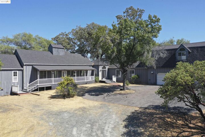 Property Photo: 23273 Isabella Ct CA 95310