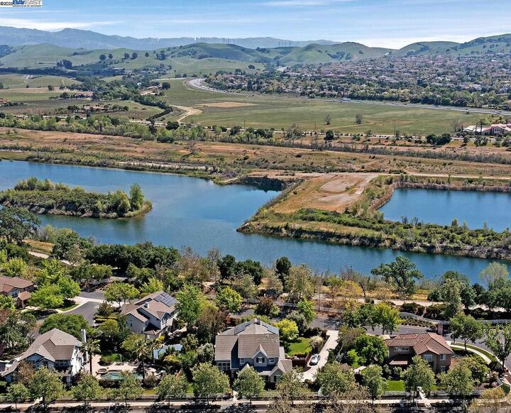 Property Photo:  259 Alden Ln  CA 94550 