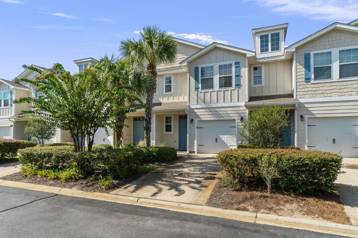 Property Photo:  19 E Shady Oaks Lane Unit C  FL 32459 