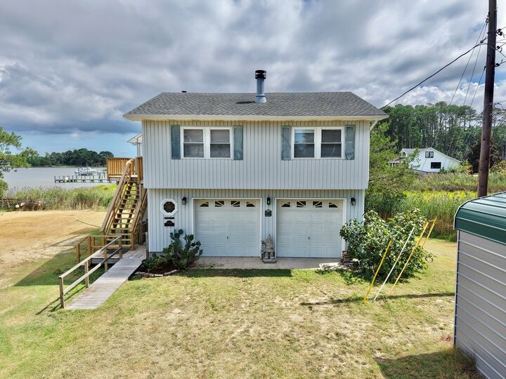 Property Photo:  20224 Allen Ln  VA 23417 