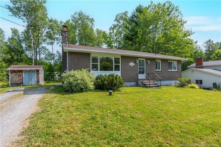 Photo de la propriété: 131 Kingston Avenue NB E3C 1G6