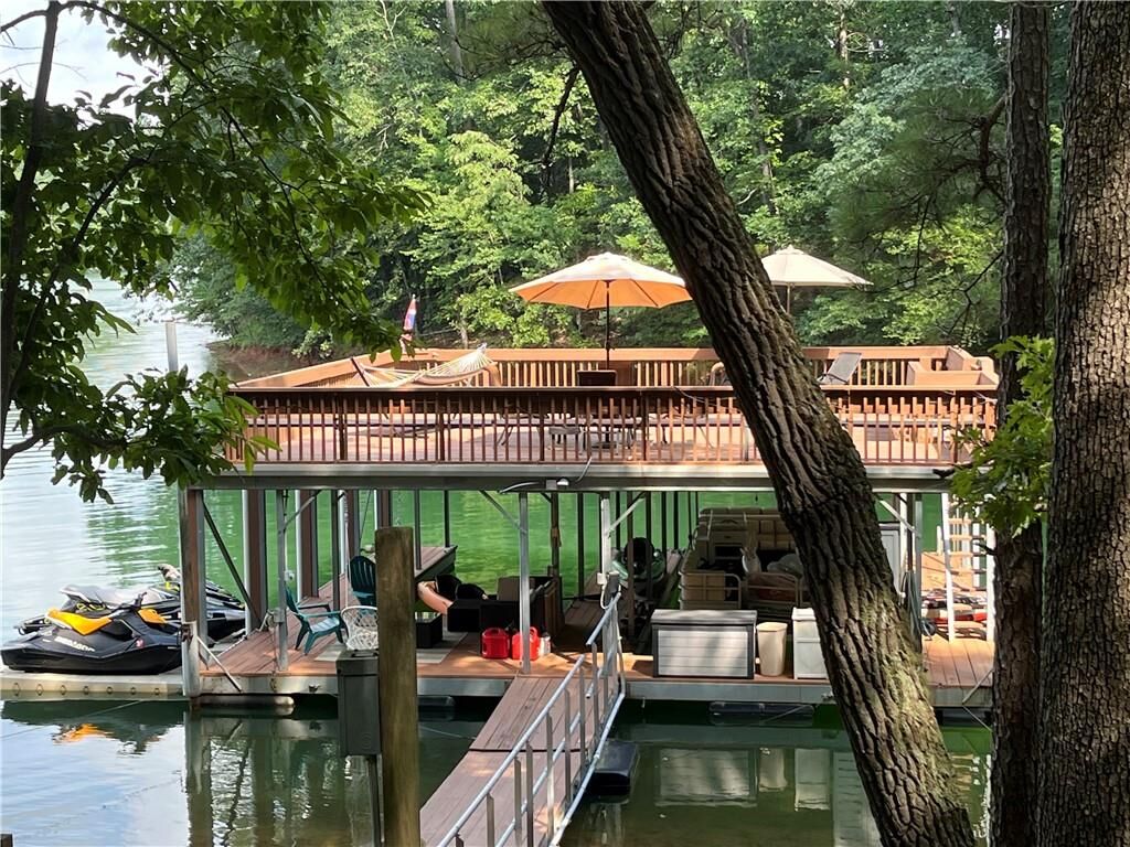 Property Photo: 6115 Reives Road GA 30041