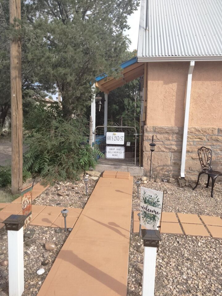 Property Photo: 600 S 2nd Street NM 88435