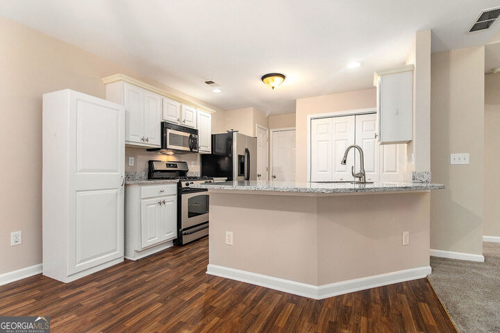 Property Photo:  3199 Liberty Commons Drive NW  GA 30144 