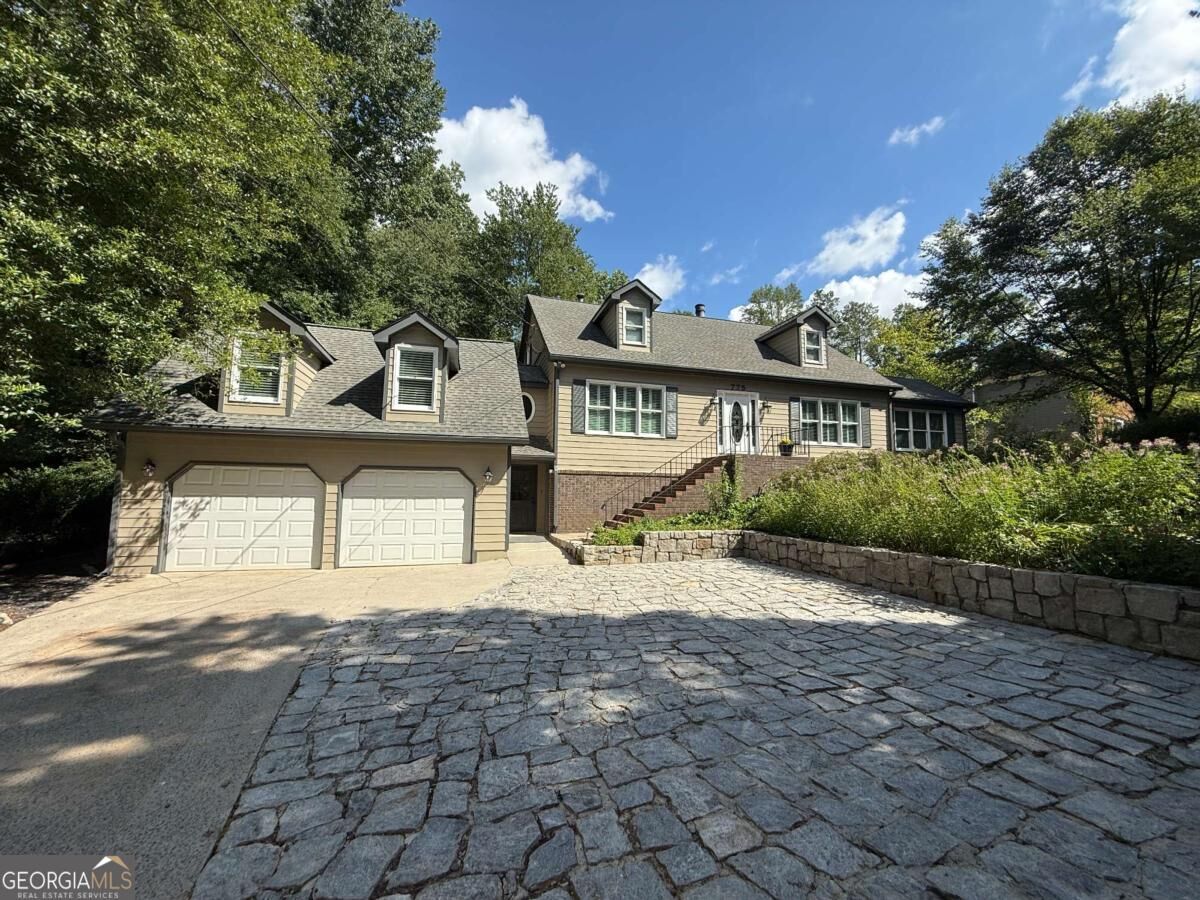 Property Photo: 775 Upper Hembree Road GA 30076