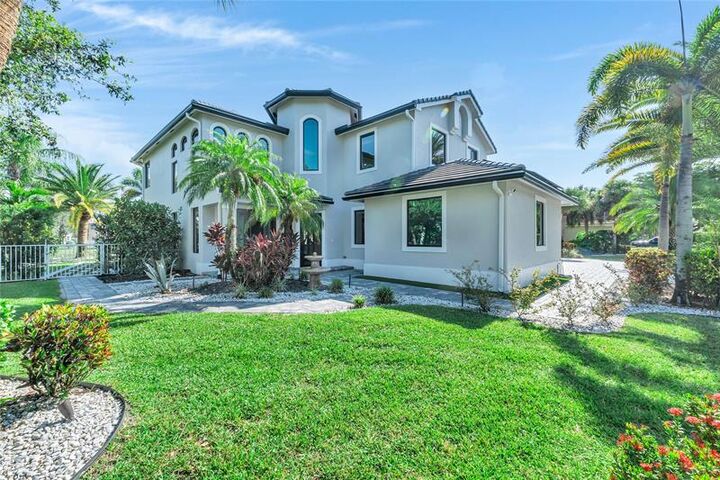 Property Photo:  11737 Windsor Bay Pl  FL 33449 