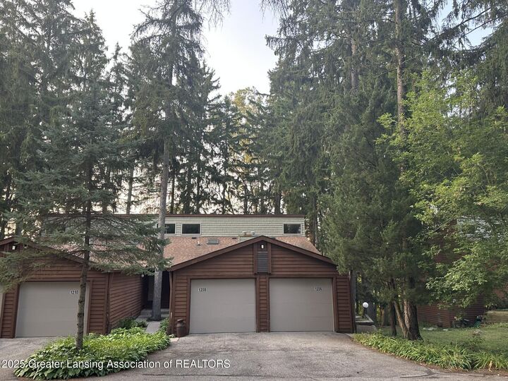 1206 Academic Way  Haslett MI 48840 photo