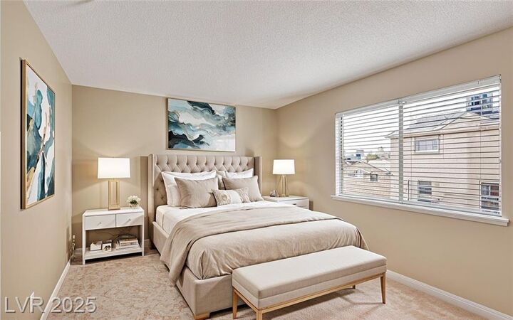 Property Photo:  