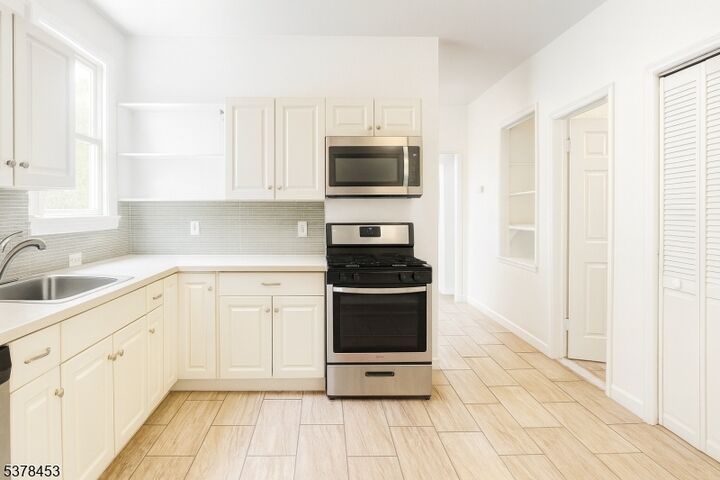 Property Photo:  81 2nd St  NJ 07107 