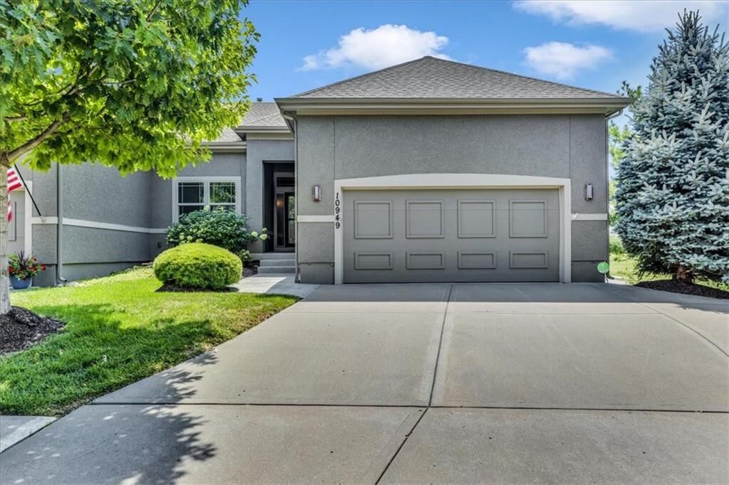 Property Photo:  10949 S Wrangler Street  KS 66061 