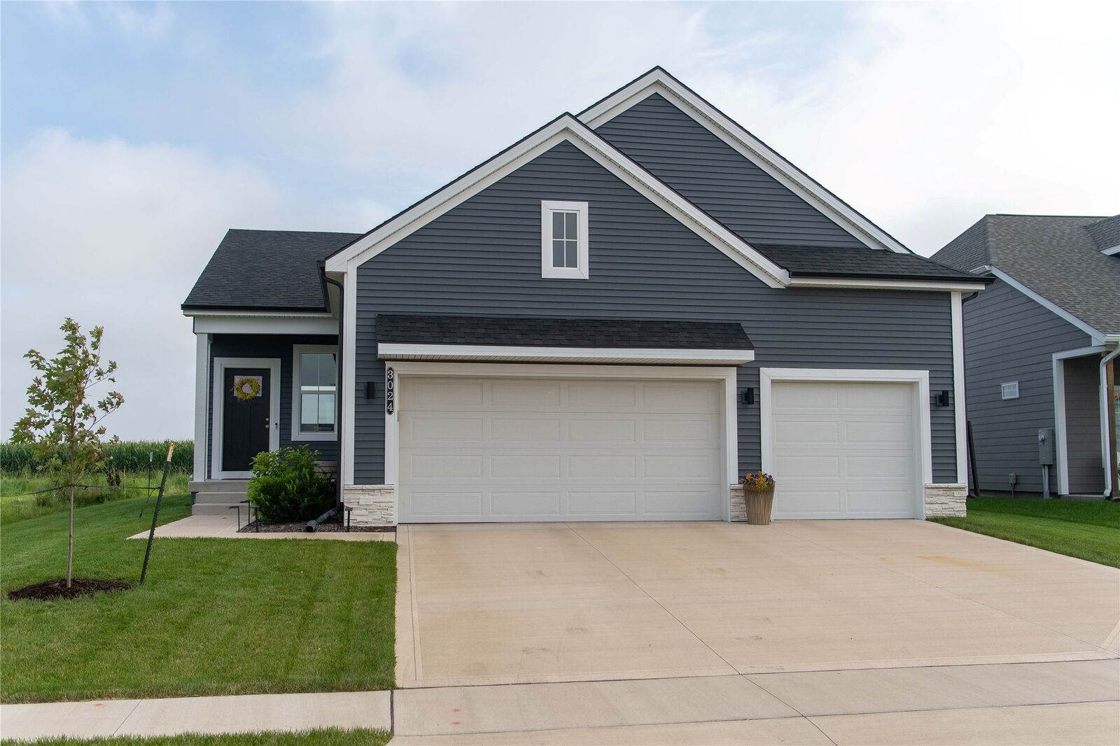 Property Photo:  3024 Bluebell Lane  IA 50219 