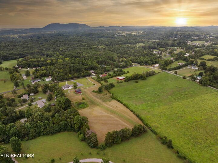 Property Photo:  0 Tazewell Pike  TN 37779 