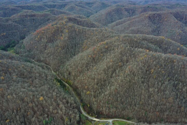 Property Photo: 9999 Cow Fork Road KY 40913