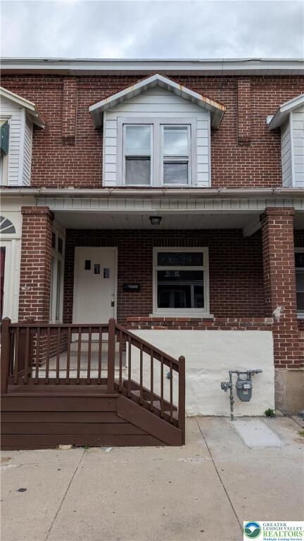 Property Photo: 243 E Elm PA 18109