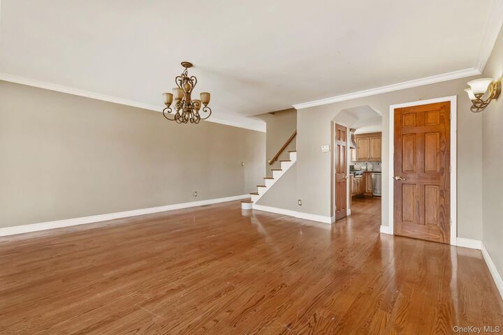 Property Photo:  3199 Tierney Place  NY 10465 