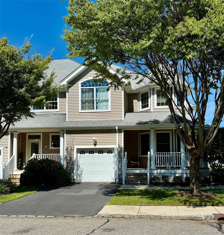 Property Photo:  131 Emilys Way  NY 11733 