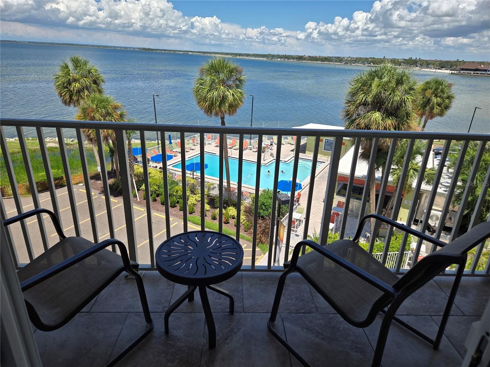 Property Photo: 2506 N Rocky Point Drive 418 FL 33607
