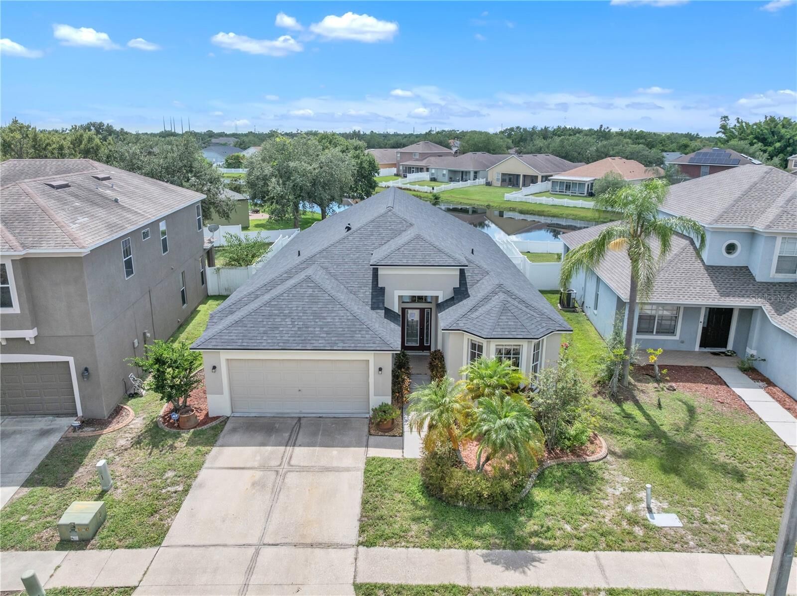 Property Photo: 8304 Moccasin Trail Drive FL 33569