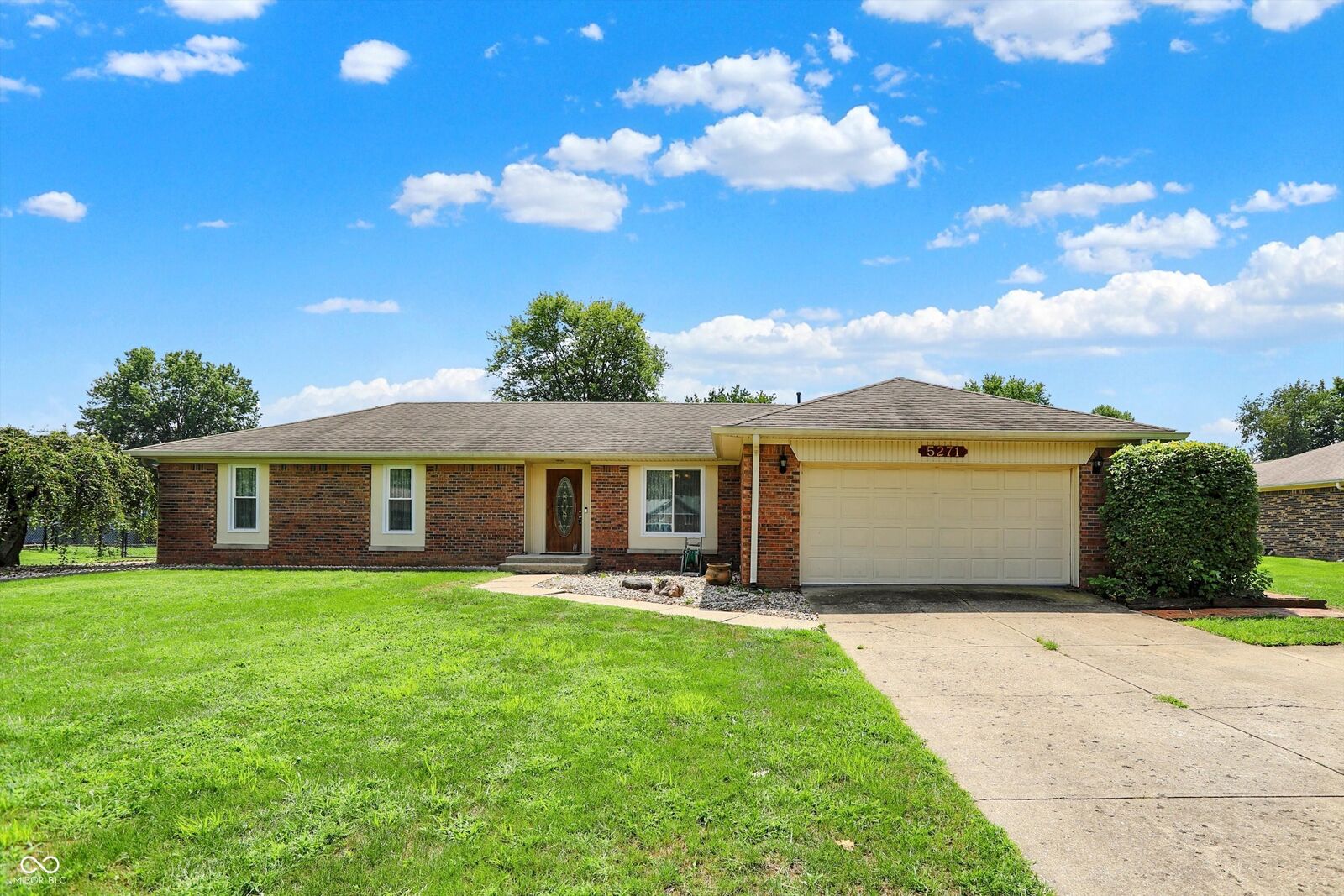 Property Photo:  5271 Pattie Court  IN 46143 