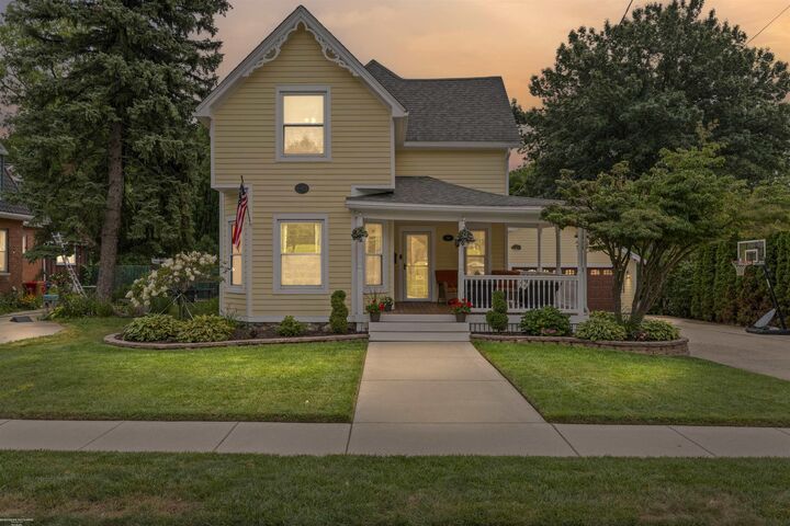 Property Photo:  280 Prospect Street  MI 48065 