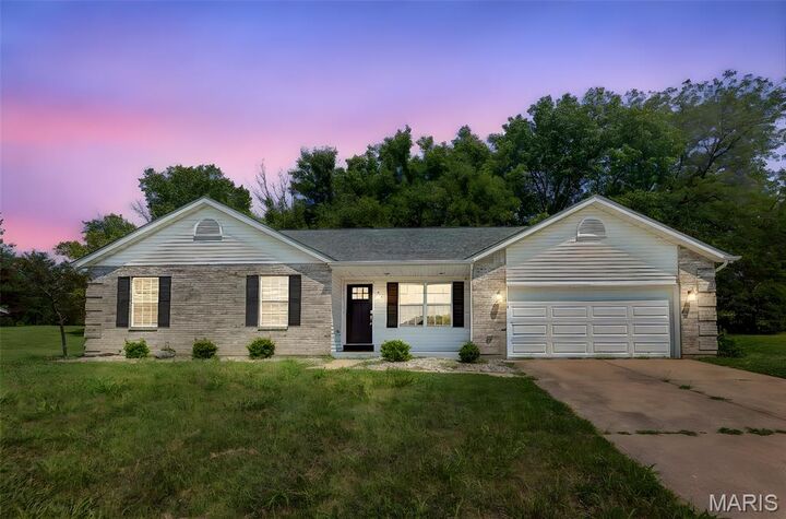 25 Clark Drive  Fairview Heights IL 62208 photo