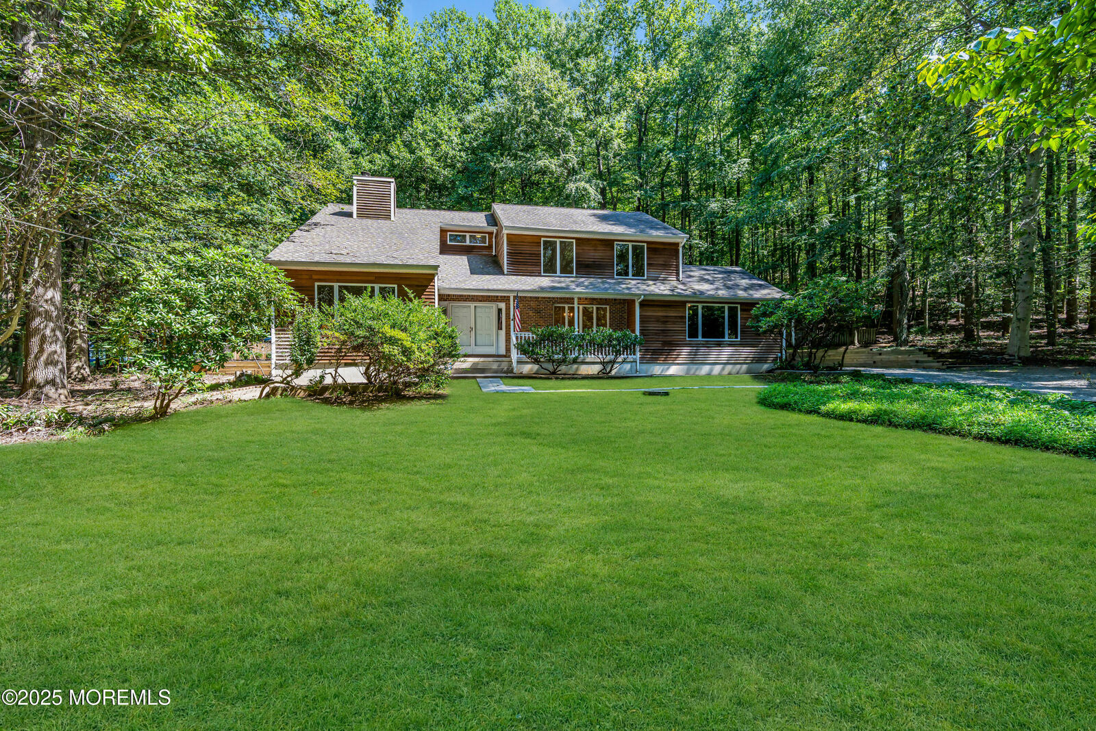 Property Photo:  56 Prodelin Way  NJ 08535 