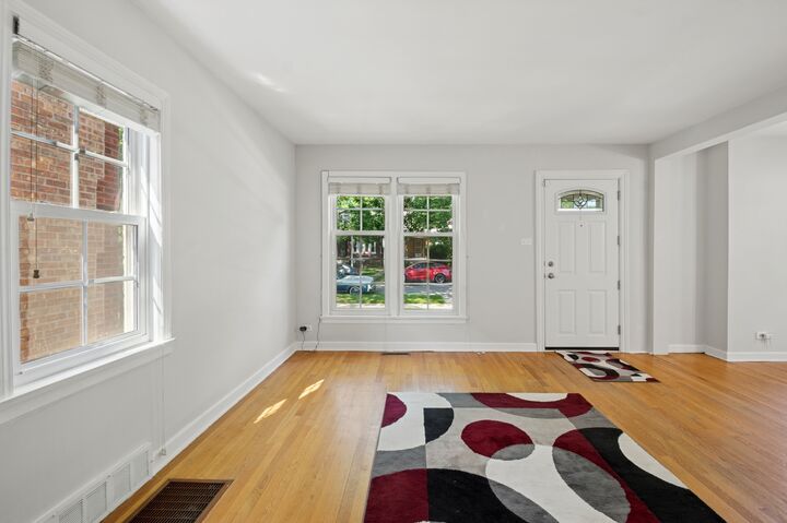 Property Photo:  4631 N Lawler Avenue  IL 60630 