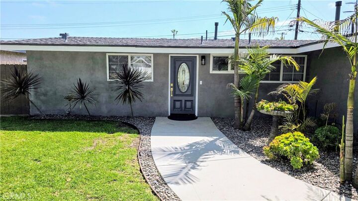 2108 Raleigh Avenue  Costa Mesa CA 92627 photo